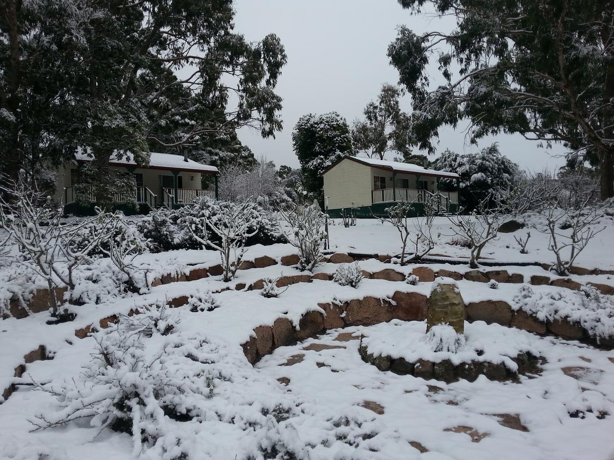 Granite Gardens Cottages & Lake Retreat Stanthorpe Exterior photo