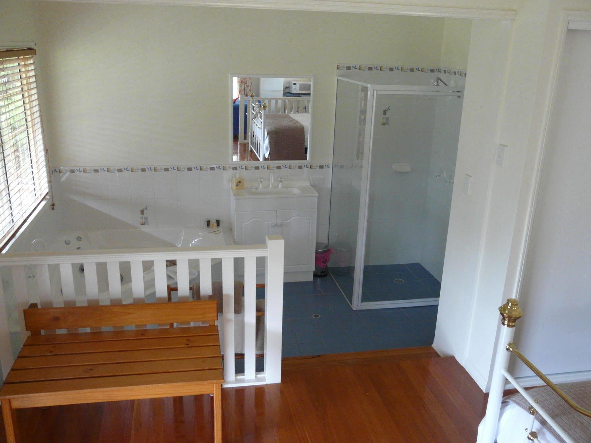 Granite Gardens Cottages & Lake Retreat Stanthorpe Exterior photo
