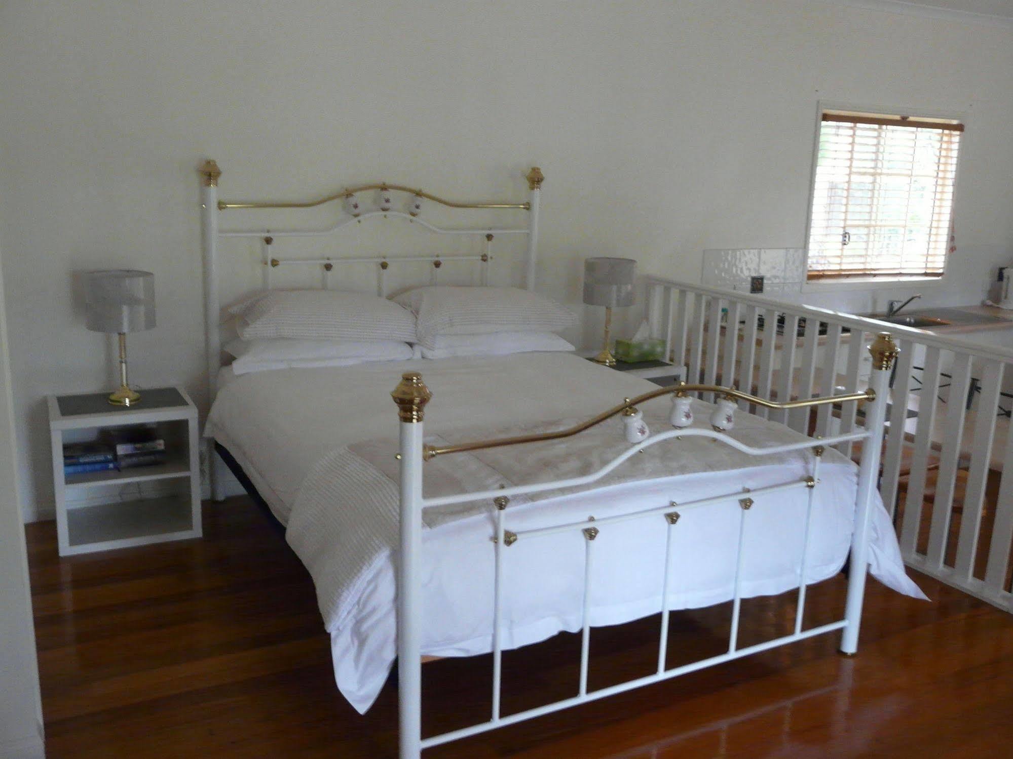 Granite Gardens Cottages & Lake Retreat Stanthorpe Exterior photo